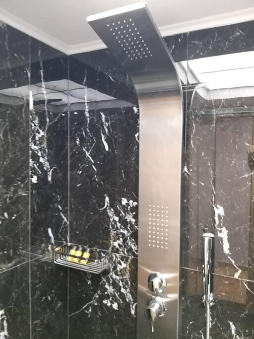 Apartament Urban House Aiolou Ateny Zewnętrze zdjęcie